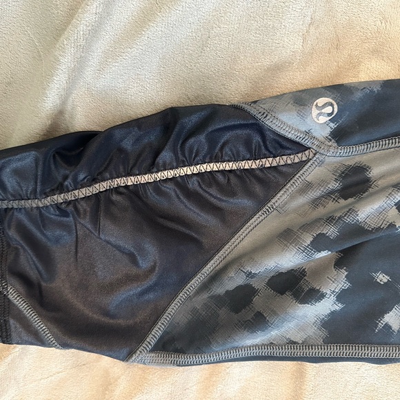 Lululemon Pace Queen Tights - Picture 6 of 11